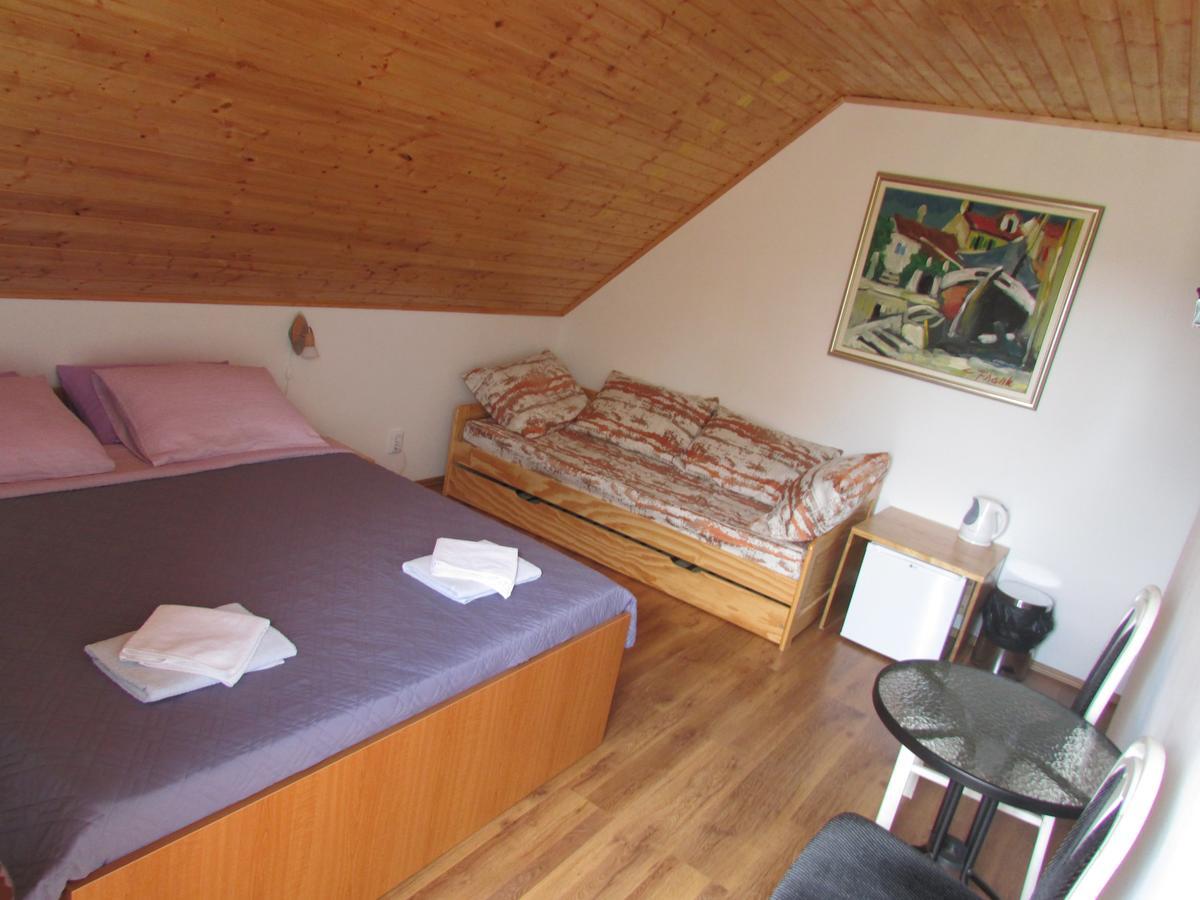 Guest House Nenad Plitvicka Jezera Ngoại thất bức ảnh